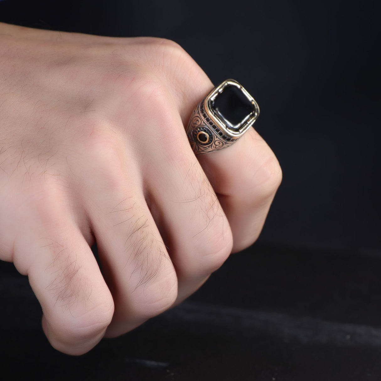 Tesbihevim | Men's Silver Ring with Onyx Stone - TryAladdin