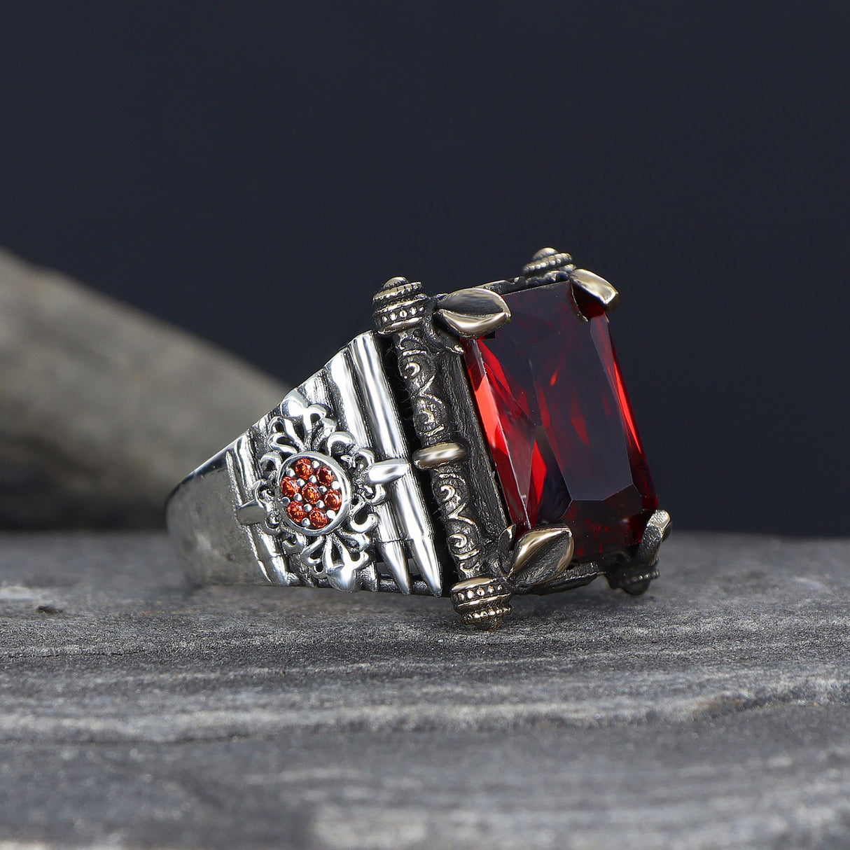 Tesbihevim | Men's Silver Ring with Red Zircon Stone - TryAladdin