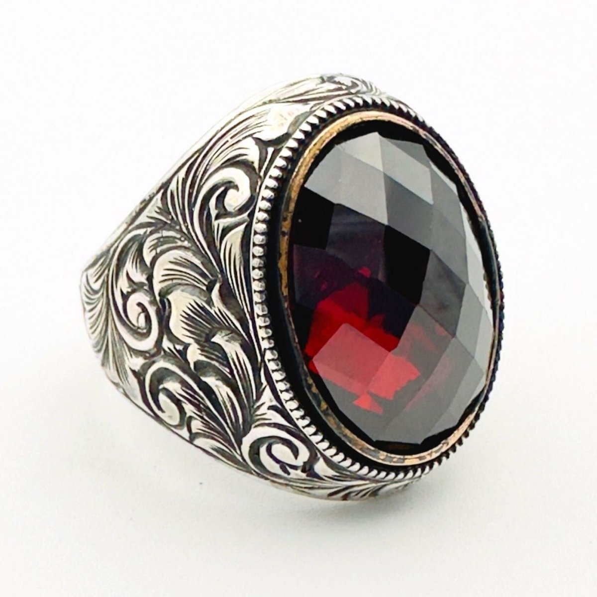 Handmade Men's Ruby Stone Silver Ring - TryAladdin