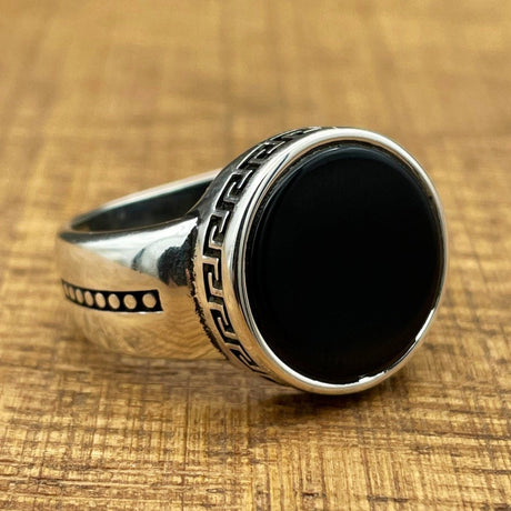 Handmade Minimalist Oval Black Onyx Silver Ring - TryAladdin