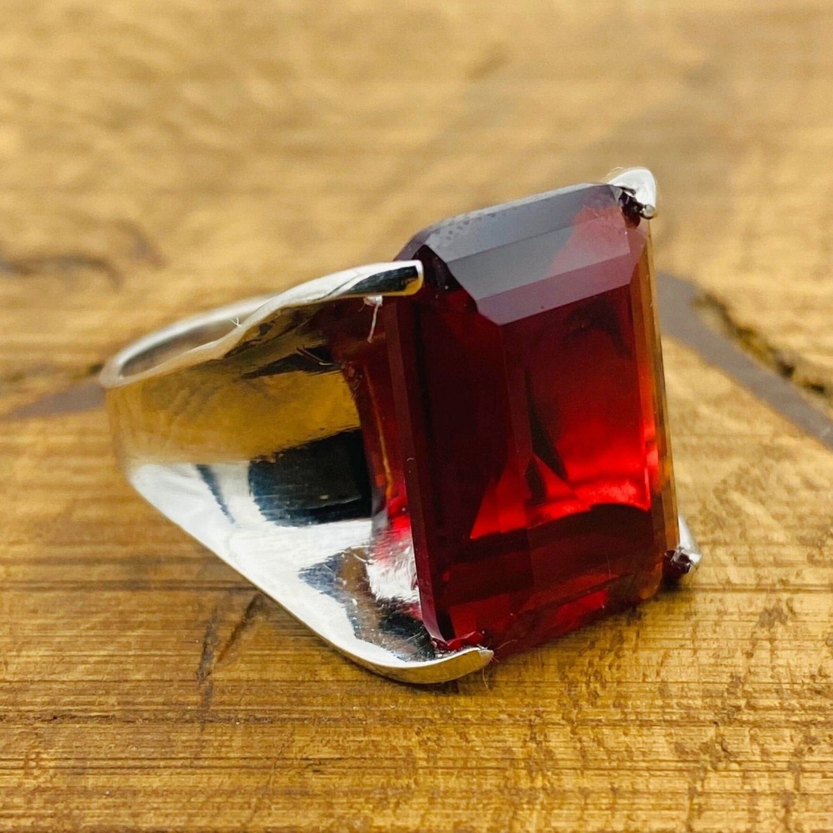 Handmade WoMen's Red Ruby Ring - TryAladdin