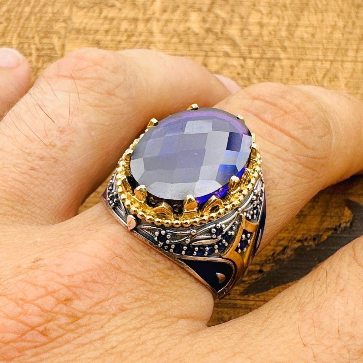 Men’s Amethyst Oval Ring - TryAladdin