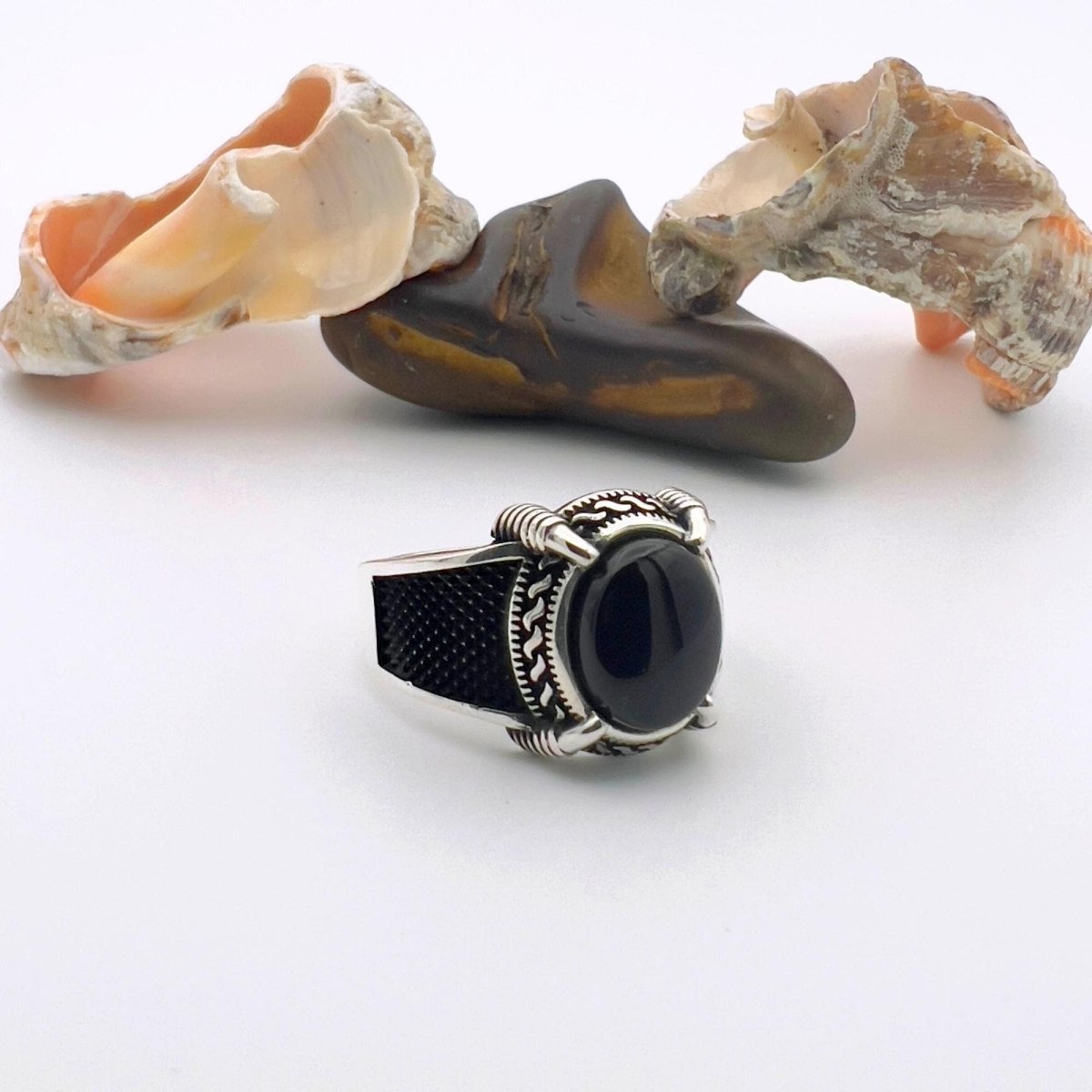 Men's Black Onyx Stone Ottoman Style Silver Ring - TryAladdin