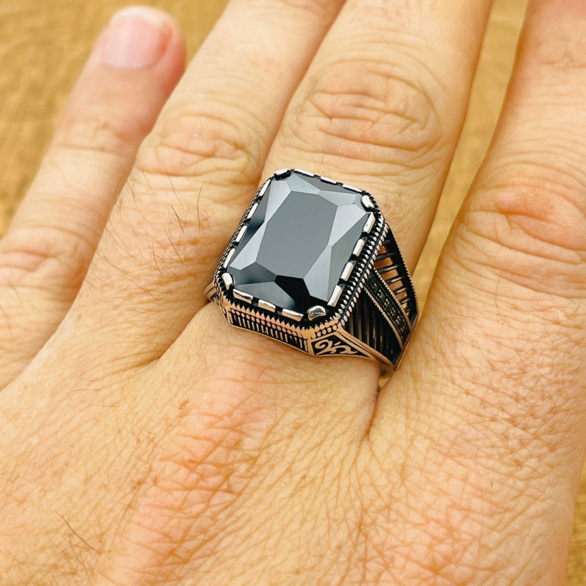 Men's Black Zircon Silver Ring - TryAladdin