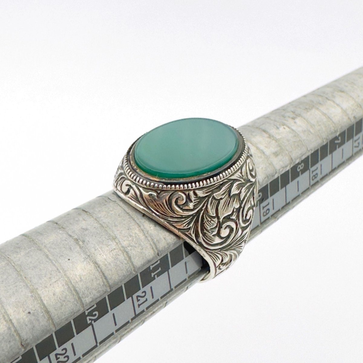 Men’s Green Agate Ottoman Ring - TryAladdin