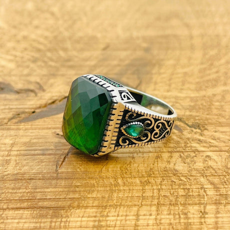 Men's Green Zircon Silver Ring - TryAladdin