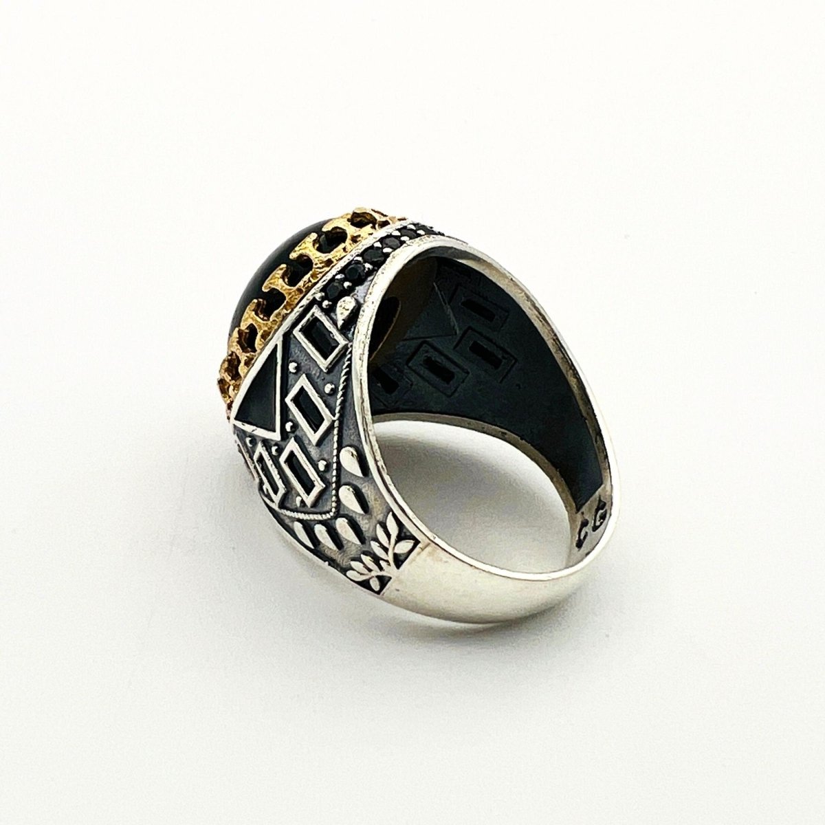 Men's Oval Onyx Silver Ring - TryAladdin