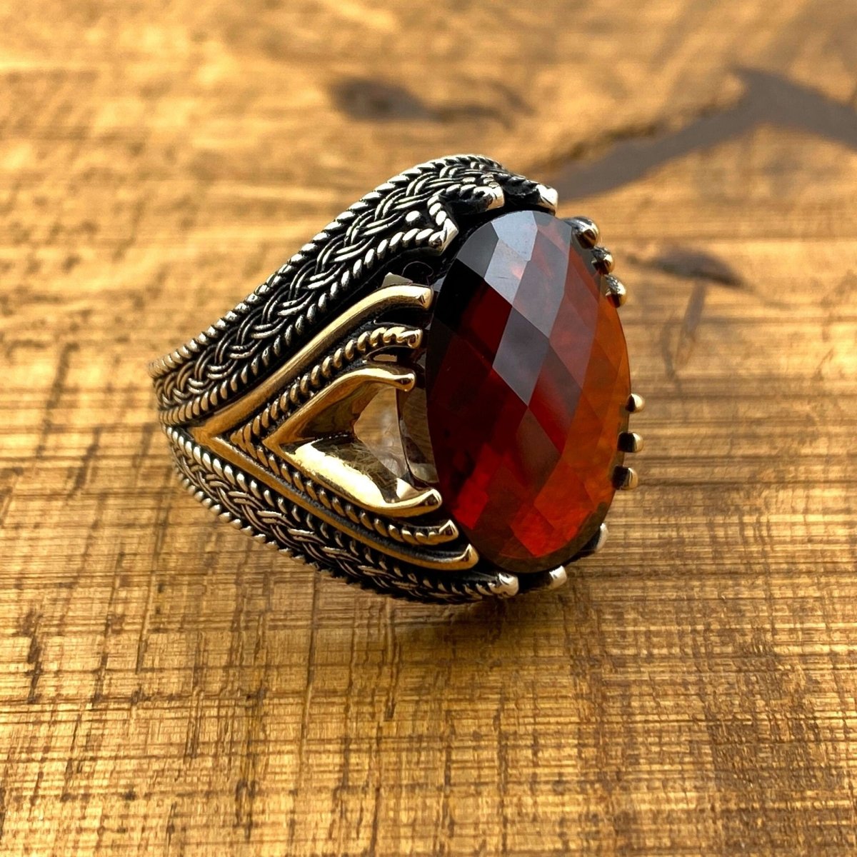 Men's Red Stone Crown Ring - TryAladdin