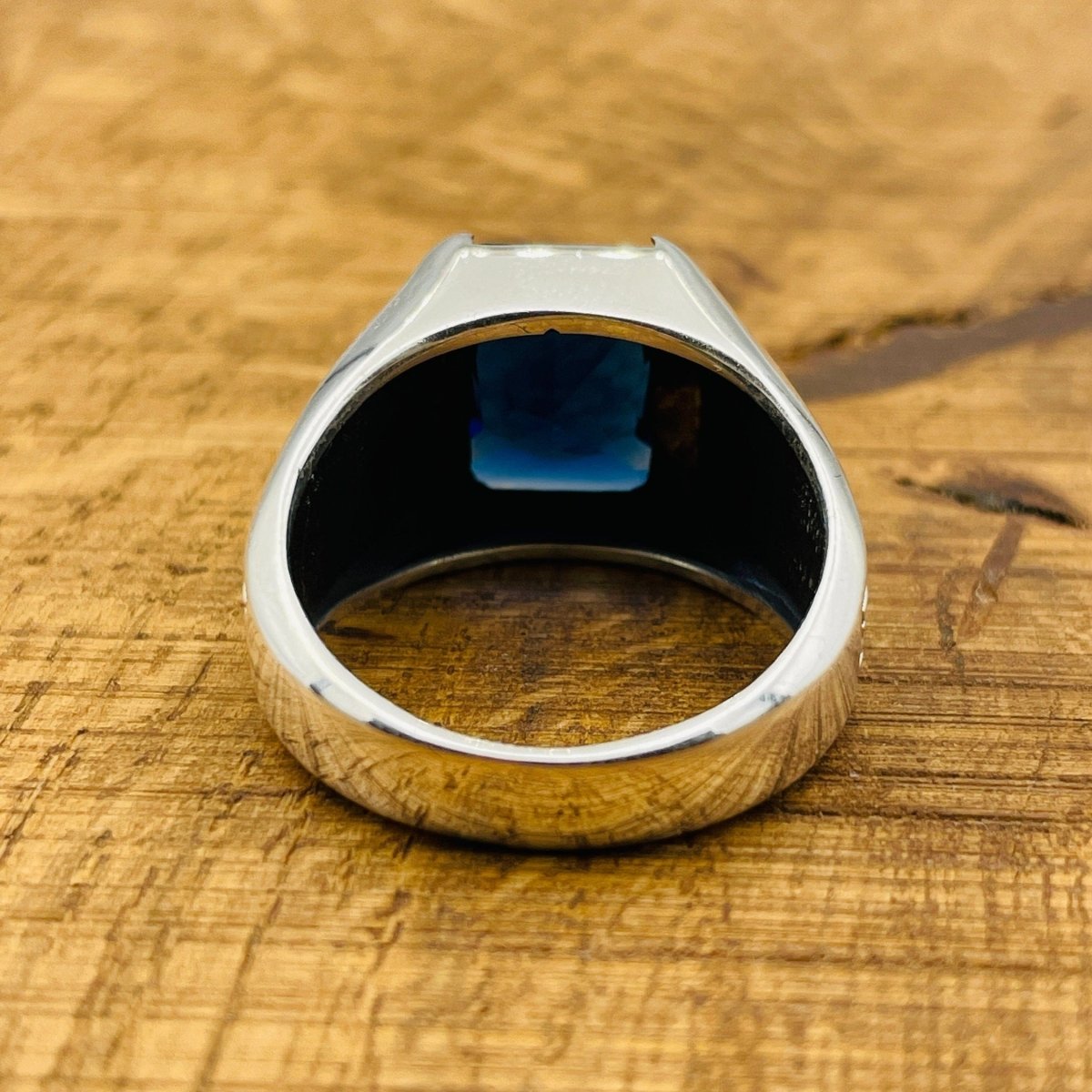 Minimalist Square Blue Sapphire Men's Ring - TryAladdin