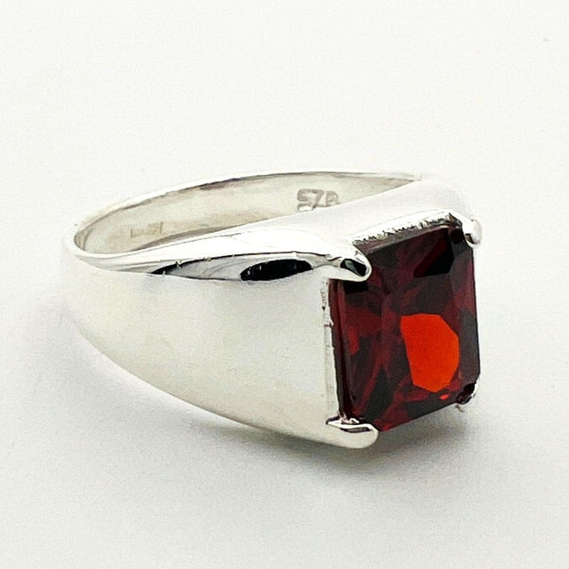 Modern Minimalist Men's Ruby Ring - TryAladdin