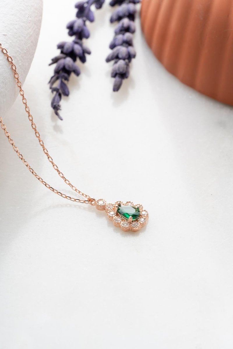 Nereze | Diamond Montage Drop Green Zircon Stone Necklace - TryAladdin