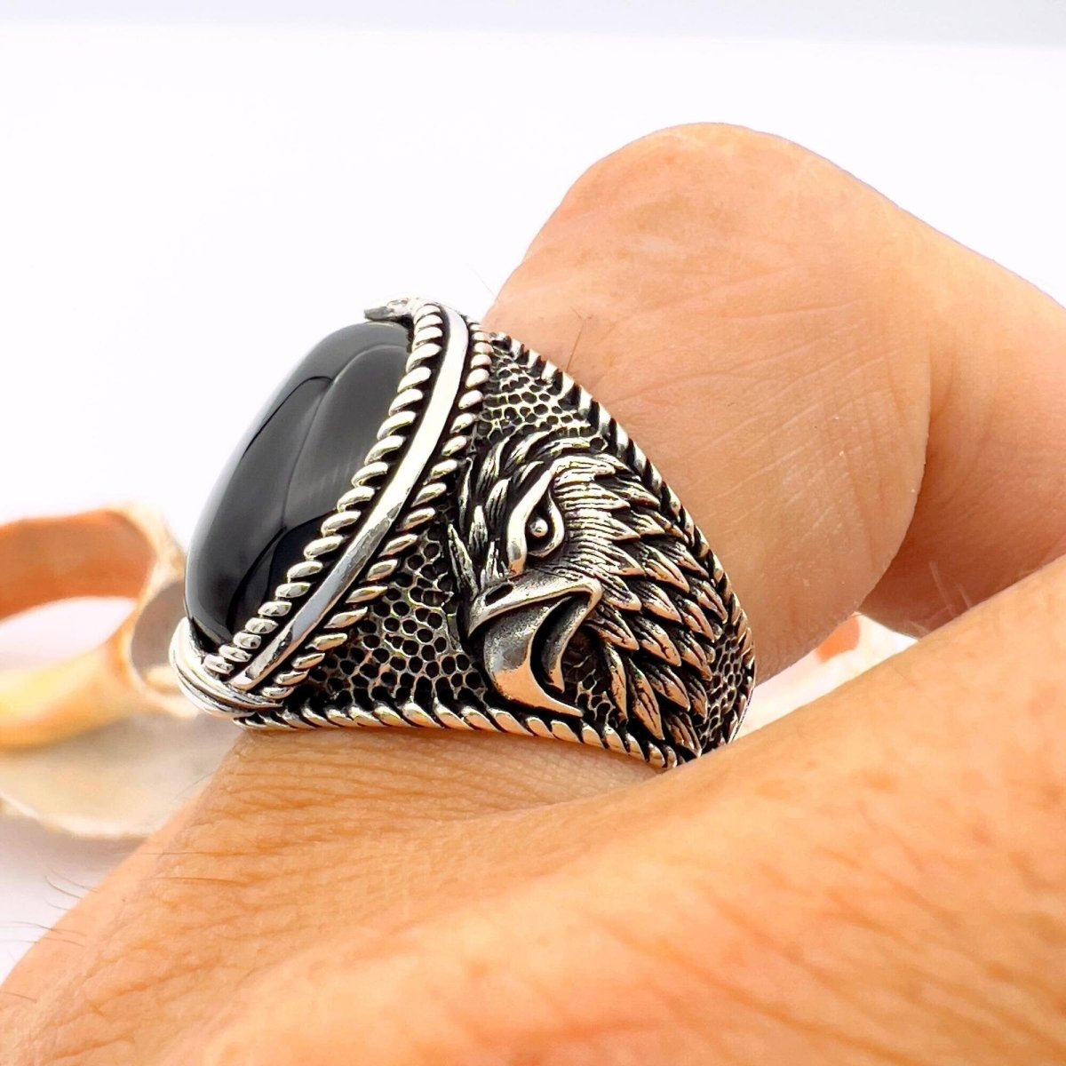 Onyx Men's Silver Ring - TryAladdin