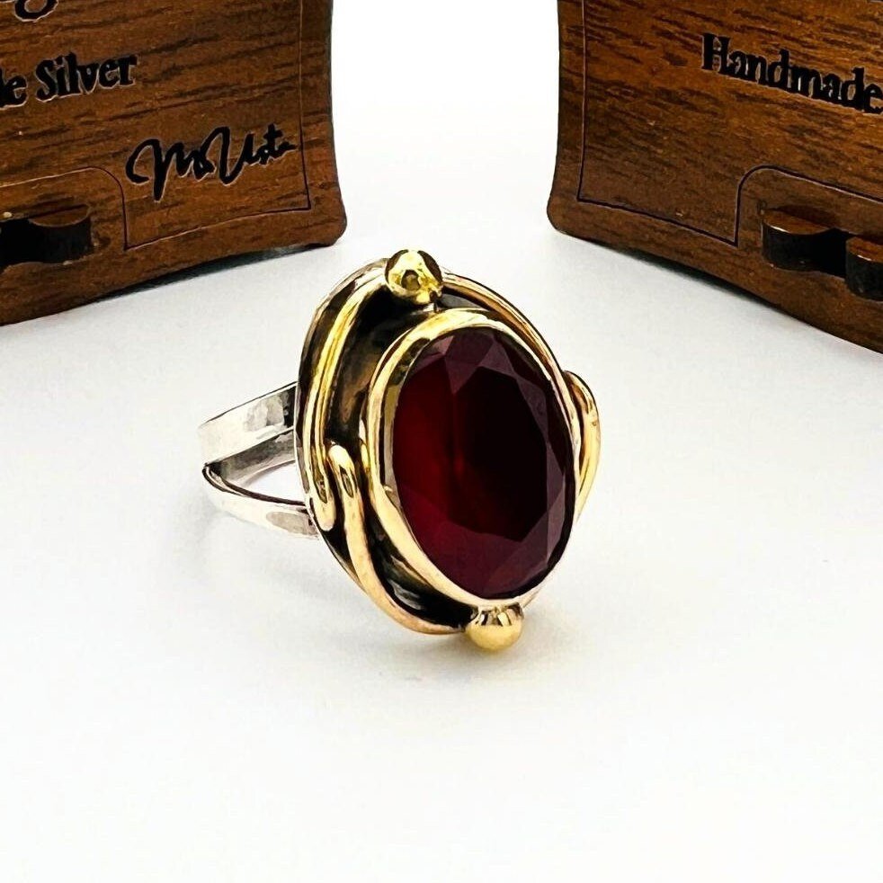 Red Ruby Stone Ladies Ring - TryAladdin