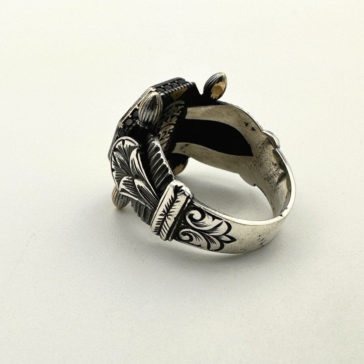 Square Black Onyx Gemstone Silver Ring - TryAladdin