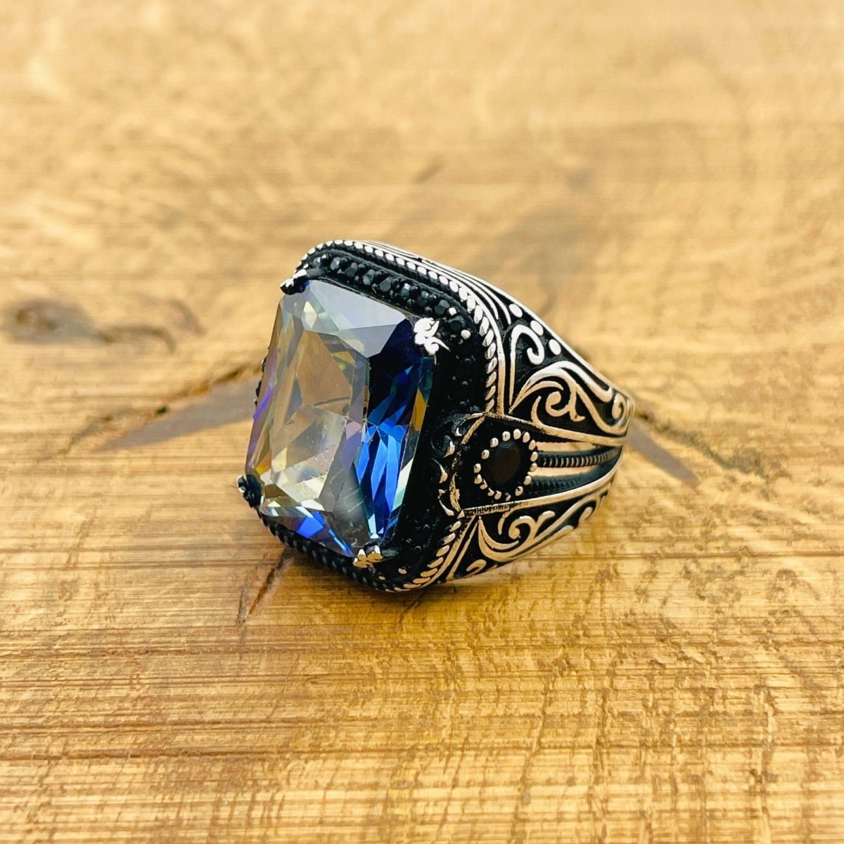 Tanzanite Stone Ring - TryAladdin