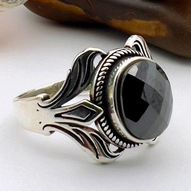 Unisex Black Onyx Stone Silver Ring - TryAladdin