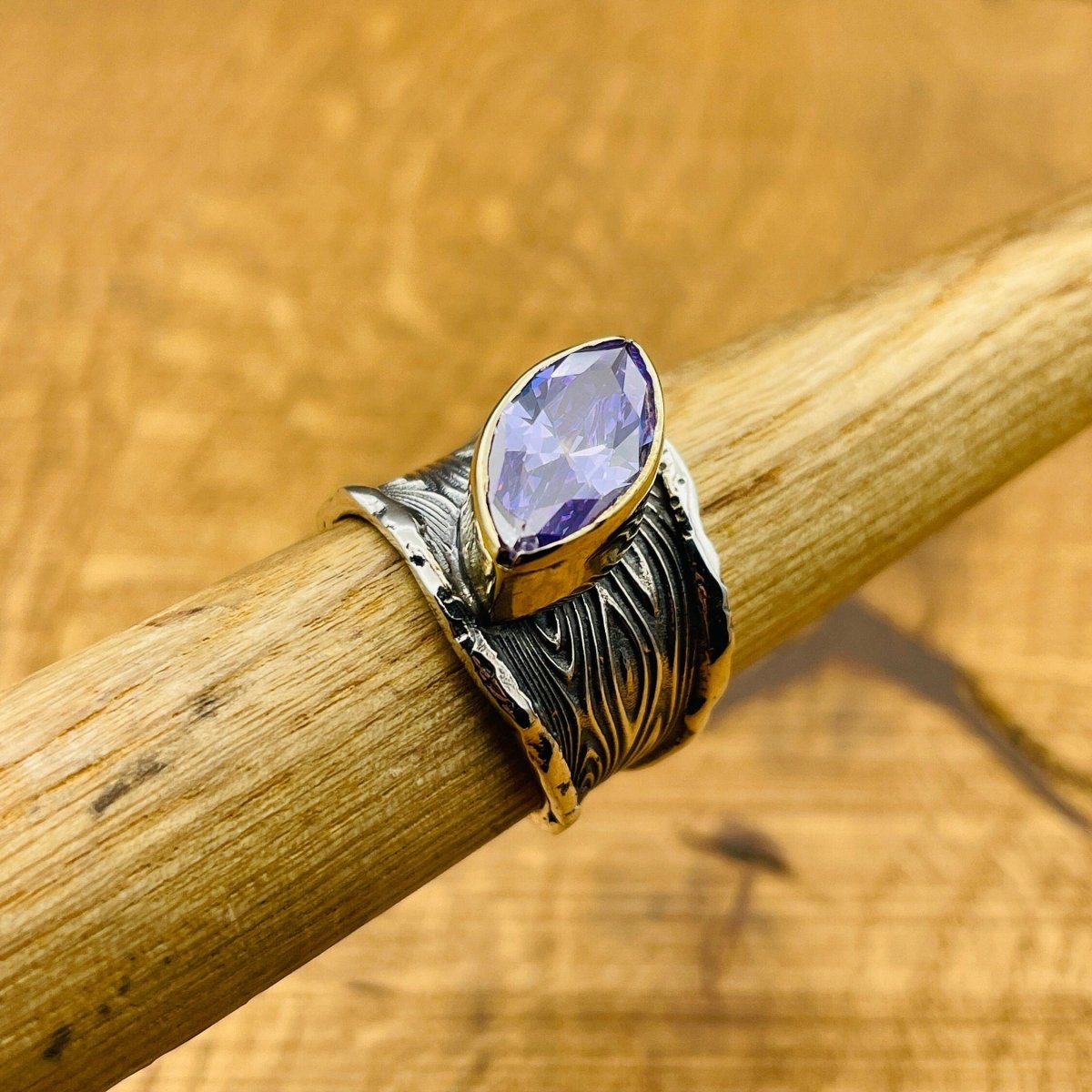 Women's Amethyst Silver Ring - TryAladdin