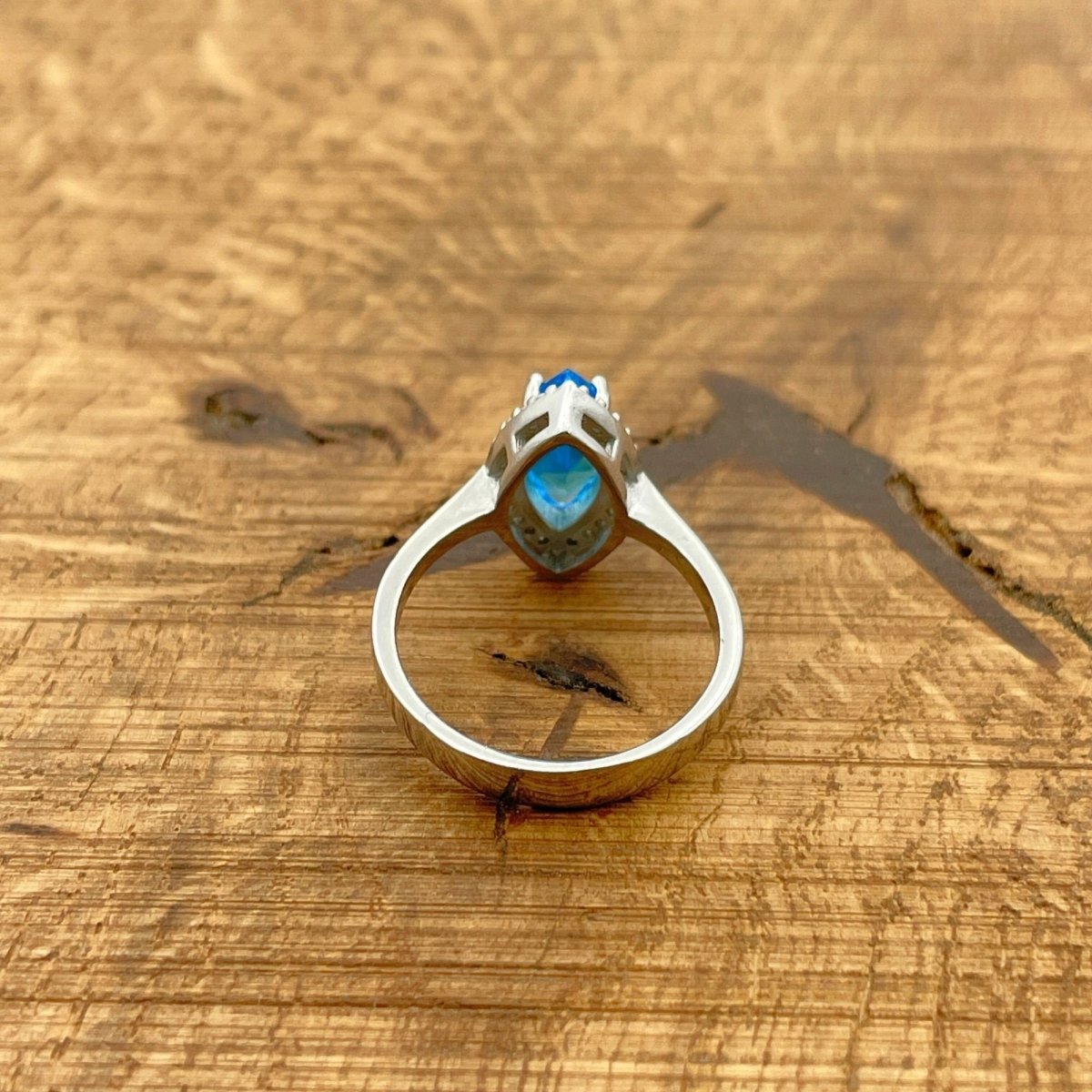 Women's Aquamarine Ring - TryAladdin