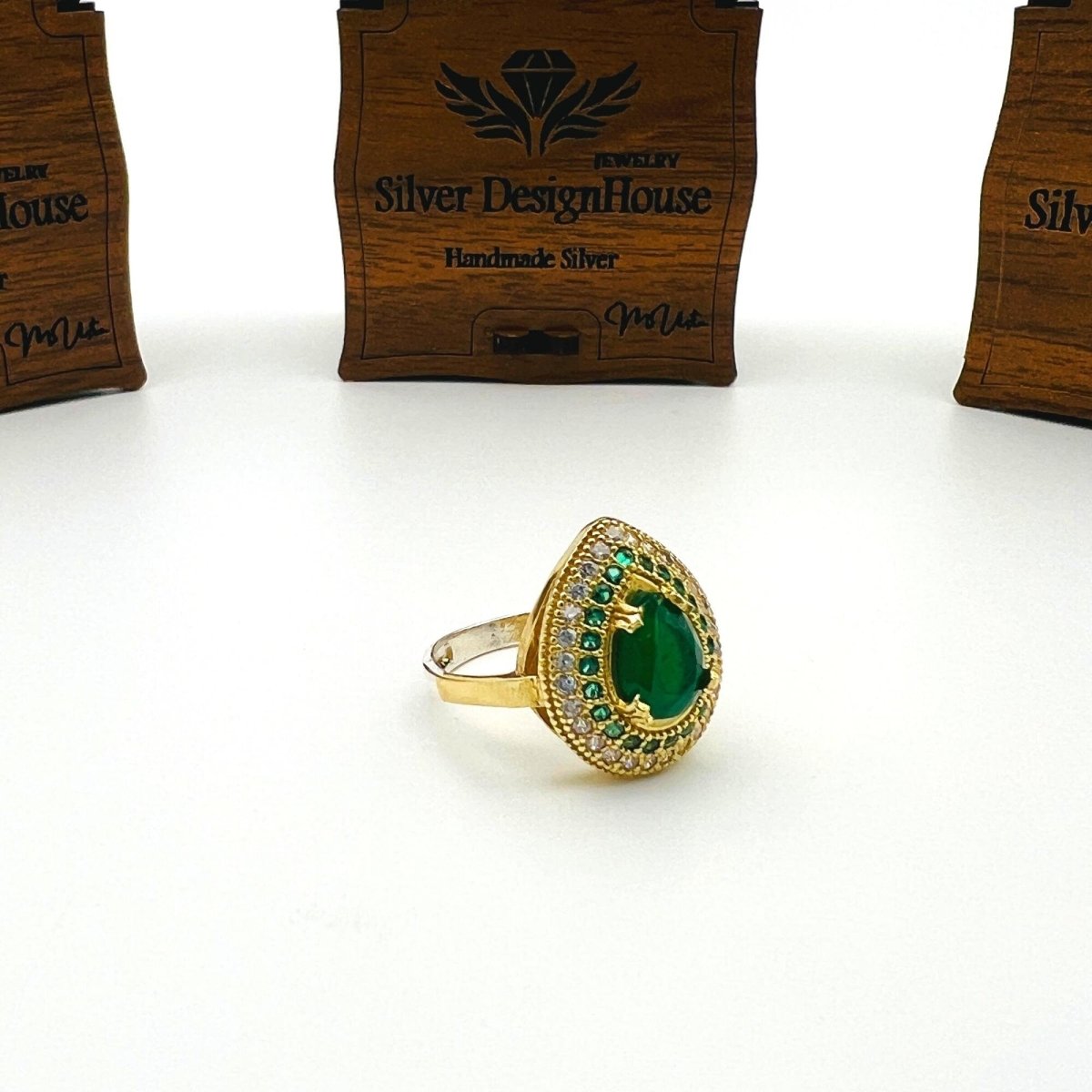 Women's Green Emerald Stone Ring - TryAladdin